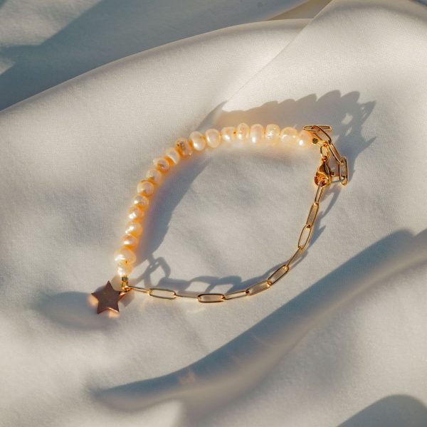 Narukvica Aurora biserna linija od nehrđajućeg čelika i riječnog bisera